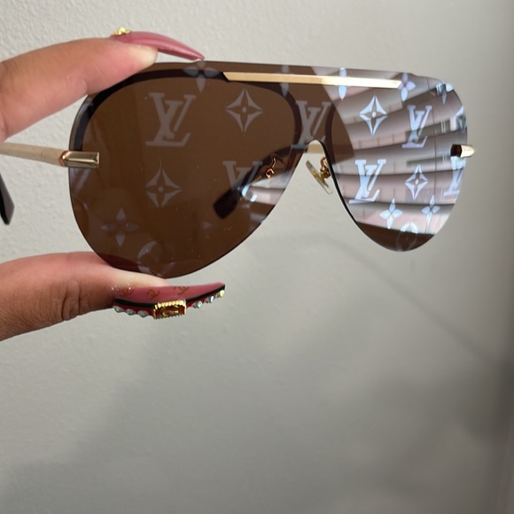 Accessories - Brown sunnies new 🔥